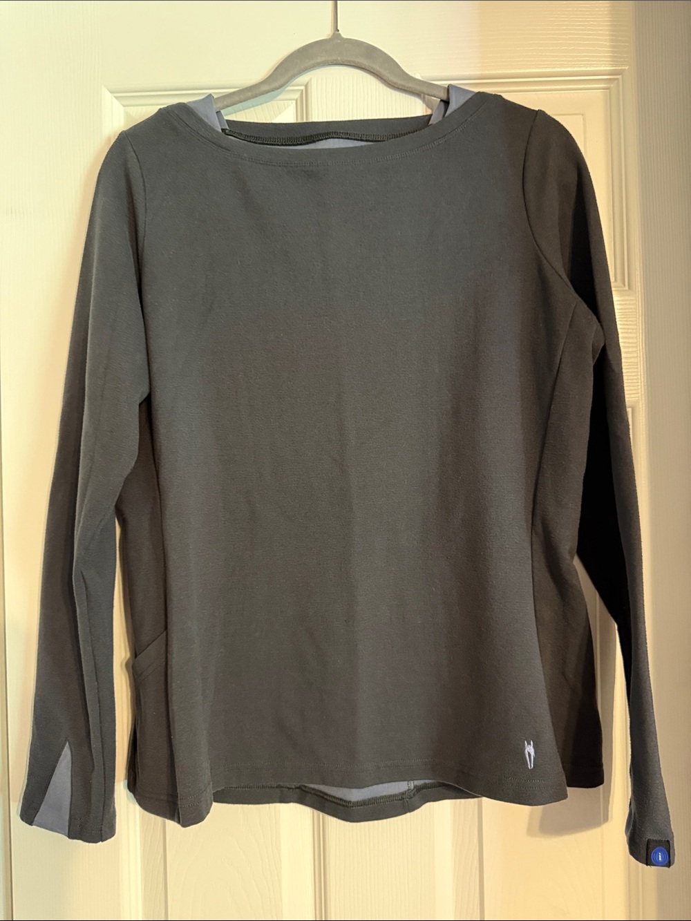 Women's Long-Sleeve Pullover Top - Charcoal